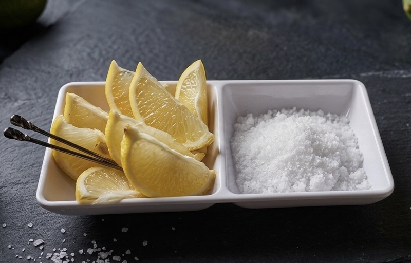 Limón y sal